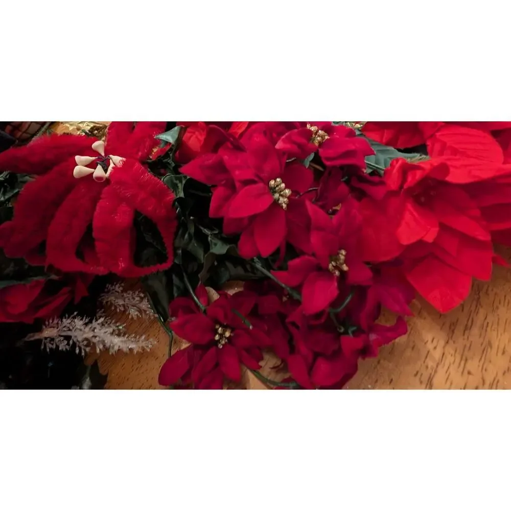 Christmas Greenery Crafts/Decor : Poinsettias and More